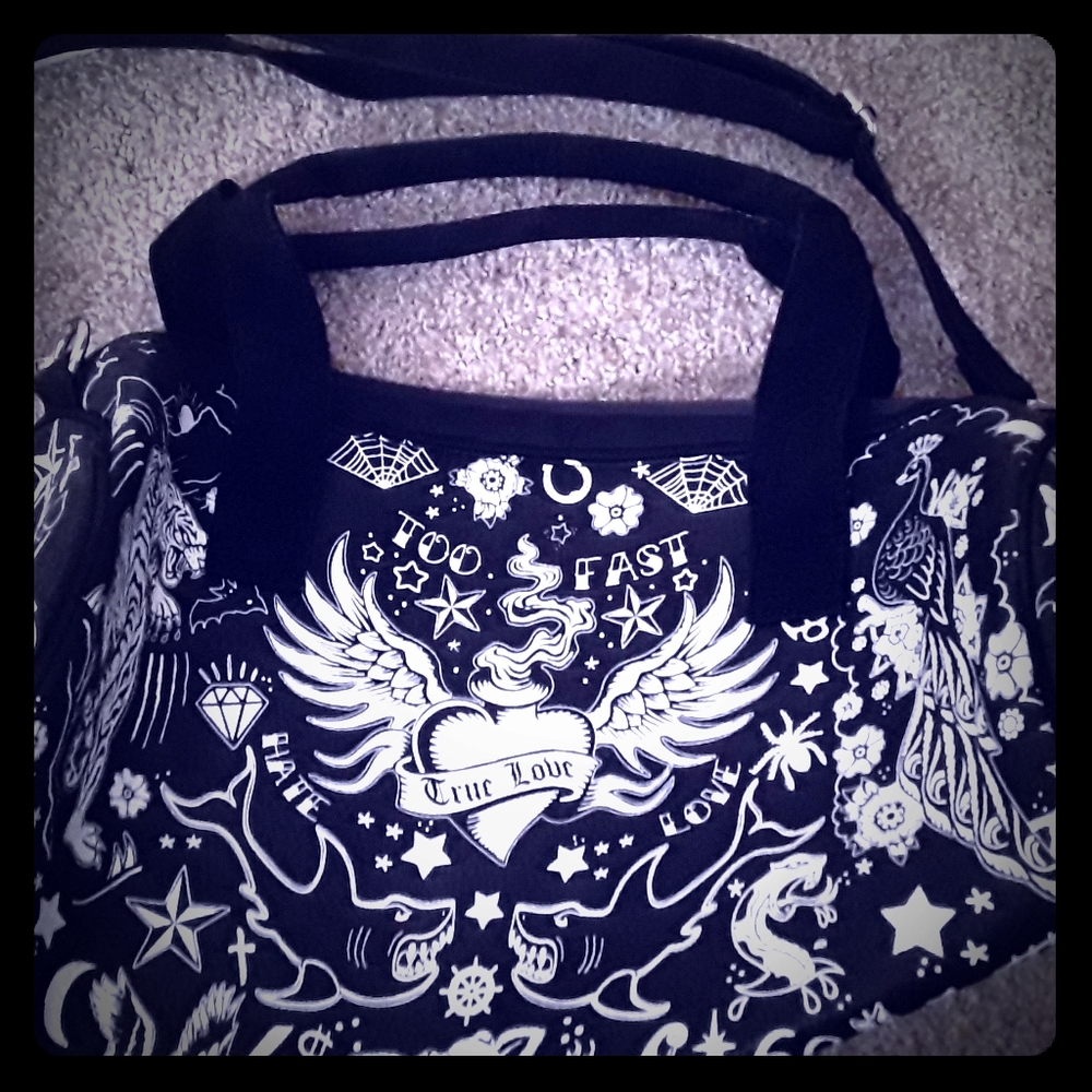Black gym/duffel bag. Like new